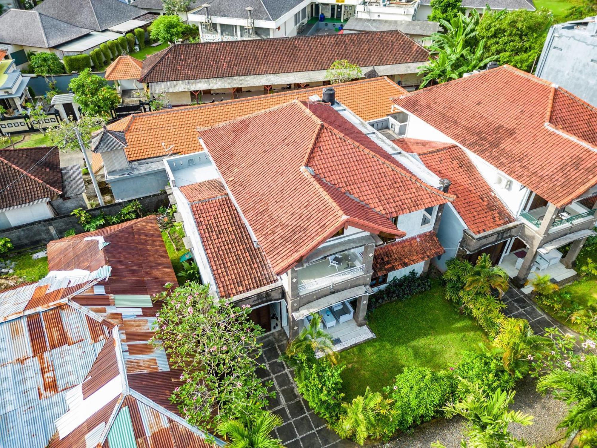 Inari Nusa Dua Villa *